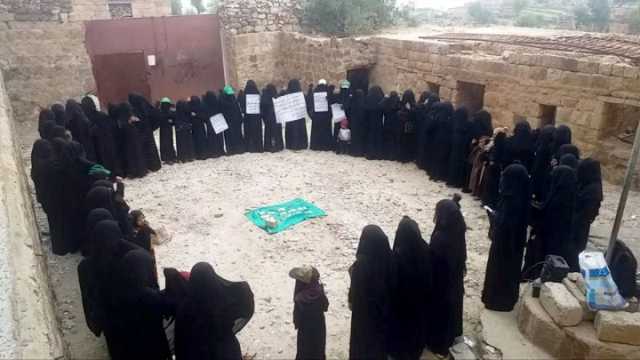 حجة.. وقفة للهيئة النسائية بقارة تضامنًا مع الشعب الفلسطيني