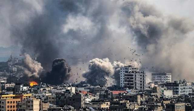 استشهاد صحفي فلسطيني وعدد من أفراد عائلته في غارة إسرائيلية على مخيم النصيرات