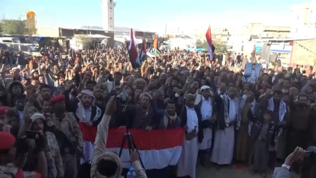 تحت شعار “تحالف حماية السفن الإسرائيلية لا يرهبنا”.. مسيرات ووقفات بمحافظة مأرب نصرة للشعب الفلسطيني
