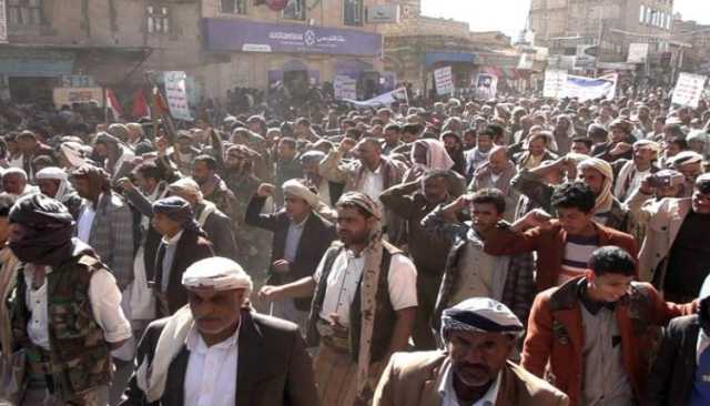 تحت عنوان “الفتح الموعود والجهاد المقدس”.. مسيرة جماهيرية حاشدة لأبناء المربع الشمالي بمحافظة إب نصرةً لغزة