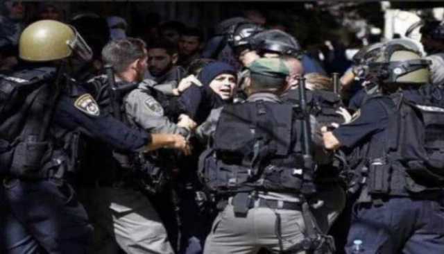 حملة اعتقالات في الضفة الغربية تطال 35 فلسطينيا بينهم سيدة
