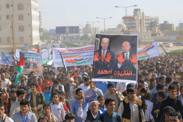 تظاهرة في مأرب دعما لفلسطين وتنديدا بالدعم الأمريكي للجرائم الصهيونية