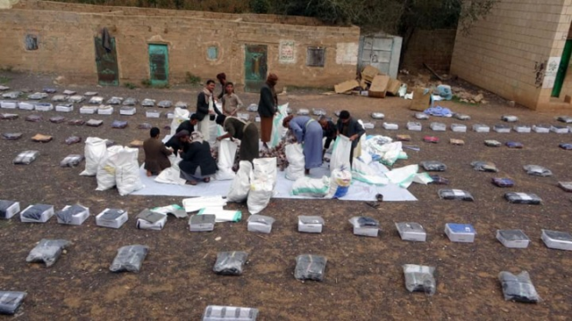 أبناء بني حشيش يسيرون قافلة عيدية للمرابطين في الجبهات