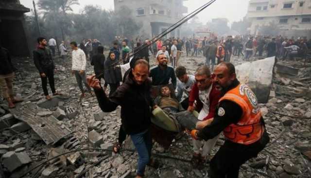 استشهاد 10 فلسطينيين إثر قصف للعدو الصهيوني على مخيم البريج ومدينة غزة