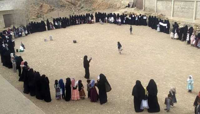 حجة .. وقفات للهيئة النسائية بذكرى مجزرة تنومة وتضامناً مع فلسطين