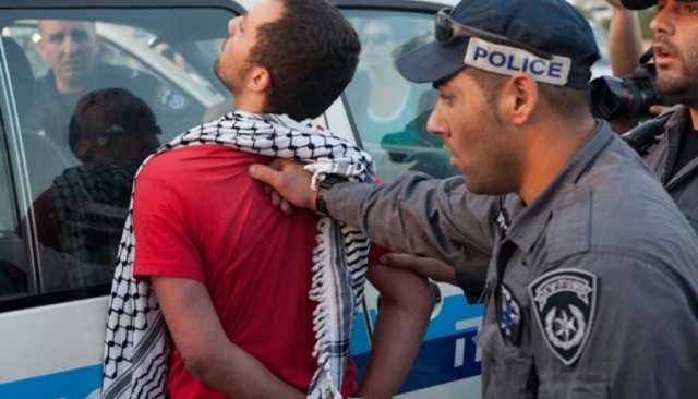 العدو الصهيوني يعتقل 15 فلسطينيا من الضفة الغربية المحتلة