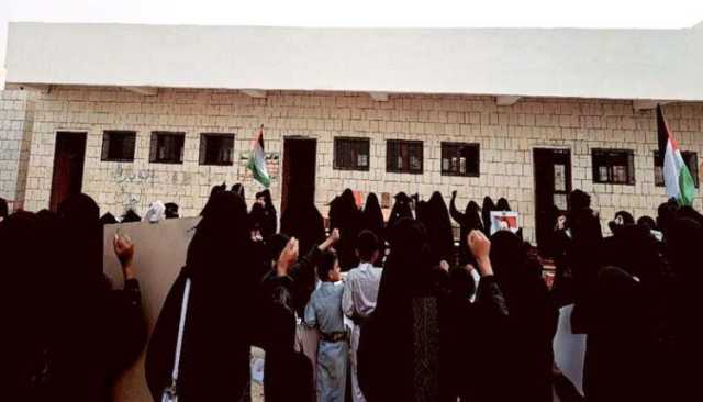 حرائر الجوف ينظمن وقفة تضامن مع الشعب الفلسطيني