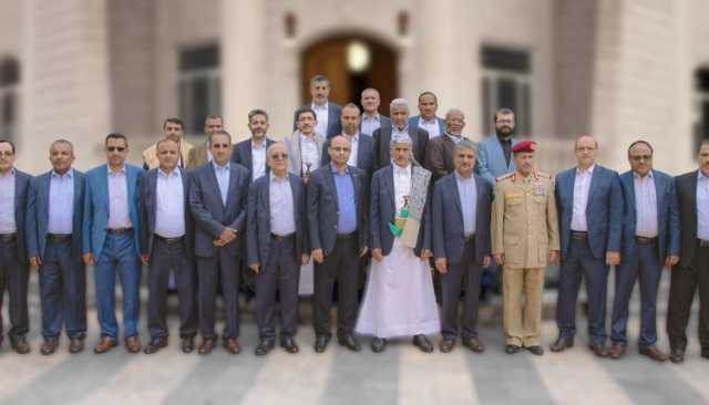 مراهناتٌ على نجاح حكومة التغيير والبناء.. وزارةُ الخدمة المدنية والتطوير الإداري أُنموذجًا