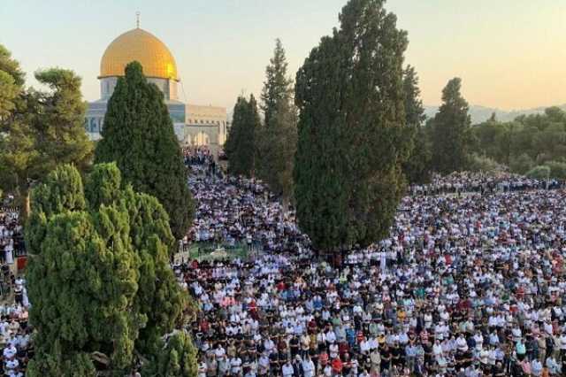 40 ألفا فلسطيني يؤدون صلاة الجمعة في المسجد الأقصى المبارك