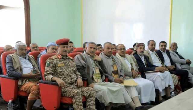 اجتماع موسع للحكومة والمحافظين لمناقشة تعزيز وتطوير العمل المشترك