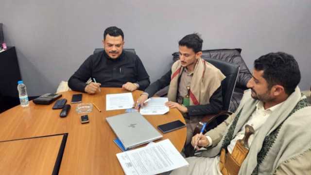 صنعاء.. بدء توقيع عقود اتفاق للزراعة التعاقدية في شراء الدجاج المحلي