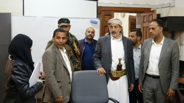 وزير النفط يتفقد سير العملية التدريبية بمركز التدريب البترولي والمعدني