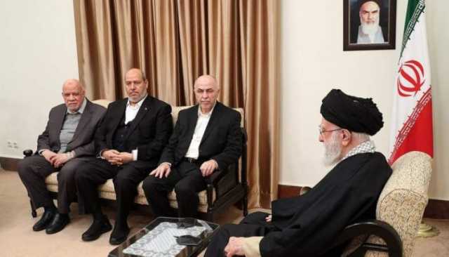 السيد الخامنئي خلال استقباله وفدا من حماس: لقد هزمتم أمريكا والصهاينة