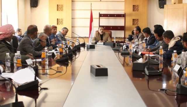 وزير الخارجية يؤكد الاهتمام بالمغتربين وإنشاء غرفة عمليات لتلقي شكاواهم