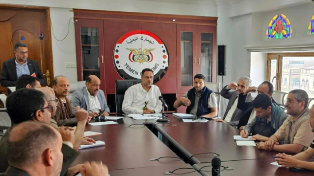 برئاسة المهندس عادل مرغم.. اجتماع بمصلحة الجمارك يناقش مهام لجنة الدمج