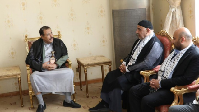 وزير الخارجية يلتقي رئيس الوزراء العراقي الأسبق