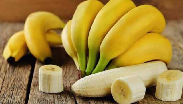لماذا يُنصح بتناول الموز يوميًا لمرضى ضغط الدم المرتفع؟