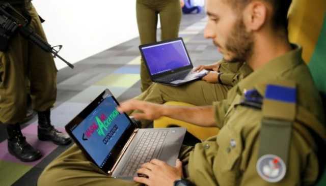 قرار صهيوني بإقالة طيارين وقعوا على رسالة احتجاج ضد استمرار الحرب