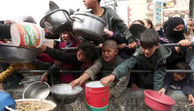 الصحة العالمية تؤكد أن الوضع الإنساني في غزة يتدهور مع استمرار الحصار