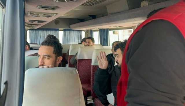 وصول 9 أسرى فلسطينيين مفرج عنهم من سجون العدو الإسرائيلي