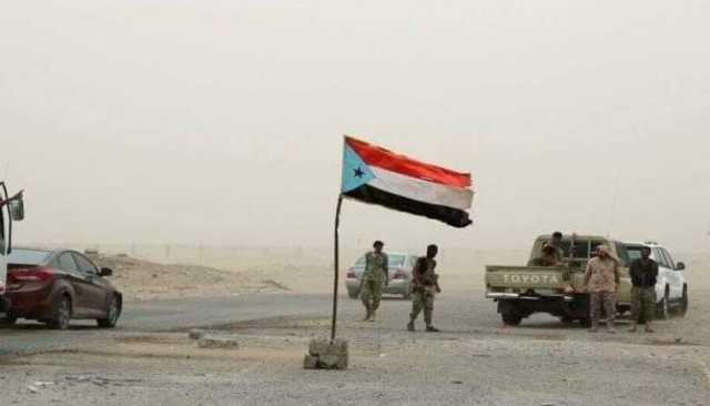 عدن تحت قبضة المليشيات.. الانتقالي يمنع الشماليين من دخول المدينة عبر أبين ولحج
