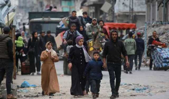 “المشتركة للاجئين” الفلسطينية تحذر من استدراج المواطنين للهجرة من غزة