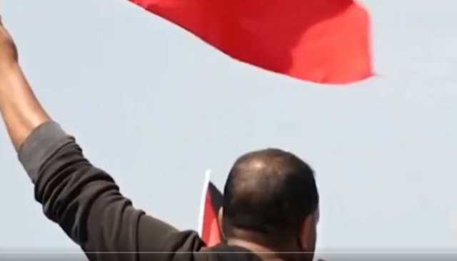 شاهد | مظاهرة في تونس داعمة لـ غزة و اليمن وتضامنًا مع إيران في حادثة انفجار الميناء