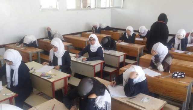 510882 آلف طالبا وطالبة يبدأون اليوم وغدا الاختبارات العامة