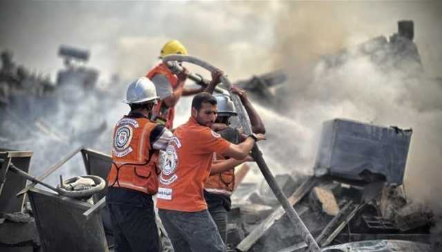 الهلال الأحمر الفلسطيني يُطلق نداءً عاجلًا لحماية الطواقم الطبية والإغاثية بغزة