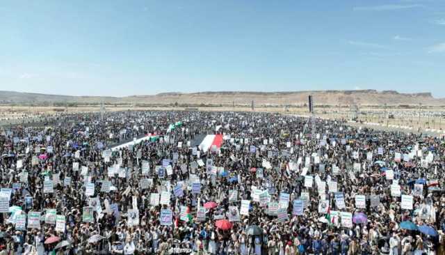 أبناء صعدة يحتشدون في 36 ساحة تأكيداً على الثبات مع غزة ومواجهة القتلة والمستكبرين