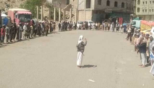البيضاء تشيد بدور القبائل اليمنية في إعلان النفير الشامل والبراءة من الخونة