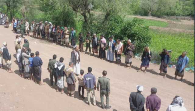 وقفات ولقاءات قبلية في تعز إسناداً لغزة وإعلاناً للبراءة من الخونة والعملاء