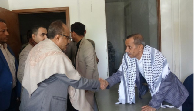 وزير العدل يتفقد العمل في الشعبتين الجزائية المتخصصة والإدارية