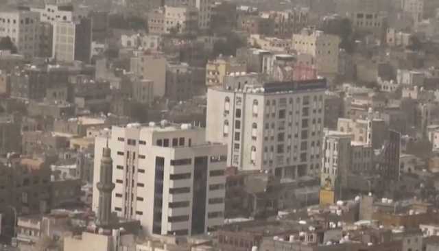لا ماء ولا دواء ولا كرامة .. هكذا يحكم حزب الإصلاح مدينة تعز