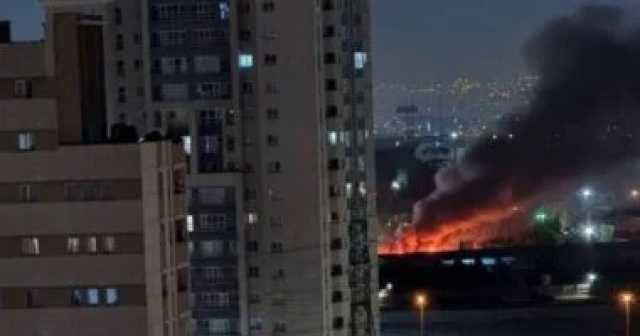 عاجل : طيران العدو الصهيوني يقصف مقر الإذاعة والتلفزيون في طهران