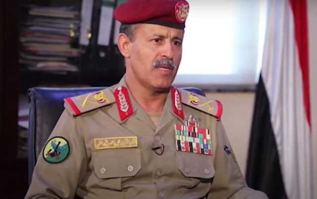 عاجل : وزير الدفاع اللواء الركن محمد ناصر العاطفي يوجه رسالة نارية للعدو الصهيوني : ما هو قادم أعظم، ولا خطوط حمراء بعد اليوم (تفاصيل)
