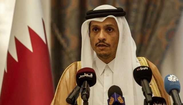 رئيس وزراء قطر يستنكر الاعتداءات الإسرائيلية ويحذر من التصعيد الإقليمي (تفاصيل)