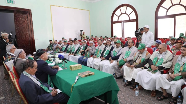 قيادات الدولة في اجتماع موسع .. المولد النبوي مناسبة جامعة لتعزيز الهوية الإيمانية ومواجهة التحديات