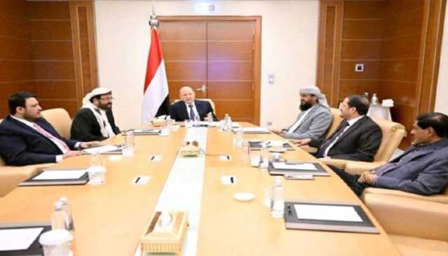 قيادة المرتزقة في الرياض تناقش عجز الحكومة عن صرف الرواتب وسط أزمة اقتصادية خانقة