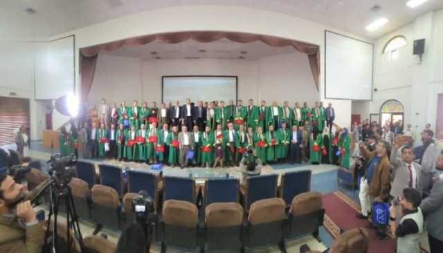 جامعة صنعاء تكّرم 100 من كوادرها ضمن قائمة الأكثر تأثيراً علمياً على مستوى العالم