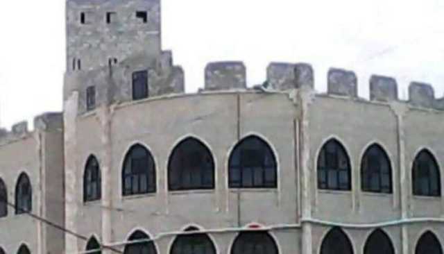 حزام الأسد يكشف حقيقة الشائعات حول مسجد “السنة” في سعوان بصنعاء