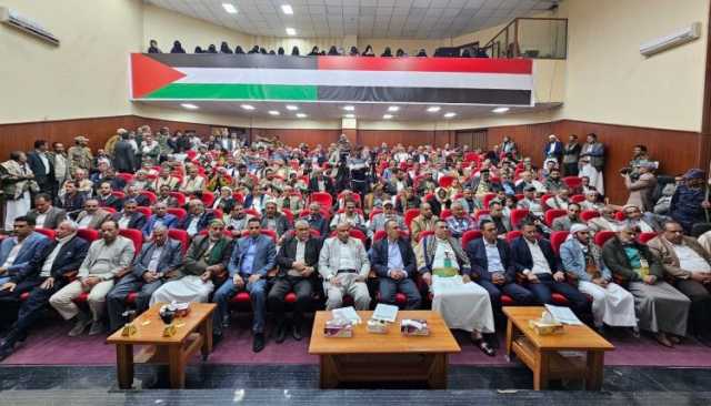 فعاليات خطابية وتكريمية لأسر الشهداء في مختلف المحافظات