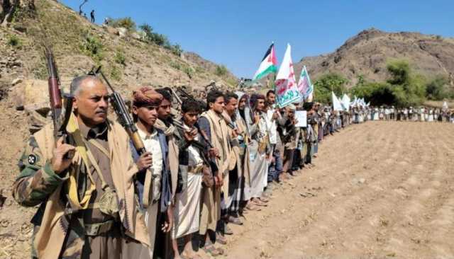 نكف قبلي حاشد في حزم العدين بإب وفاءً لدماء الشهداء