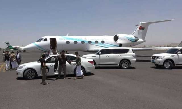 وفد عماني رفيع يصل إلى صنعاء لمناقشة خطوات السلام مع الحوثيين