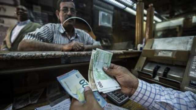 الجنيه المصري جن بعد قرار التعويم ورفع الفائدة: انهيار غير مسبوق