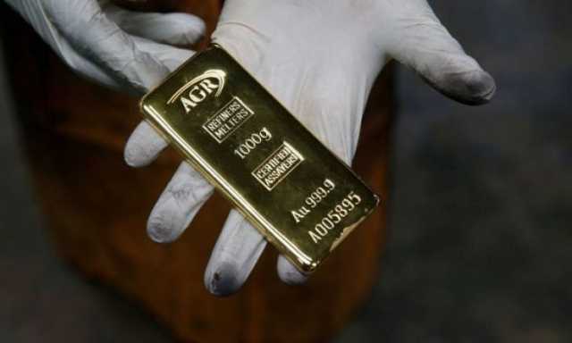 الذهب حبيس نطاق ضيق مع تقييم المتعاملين لموعد خفض الفائدة