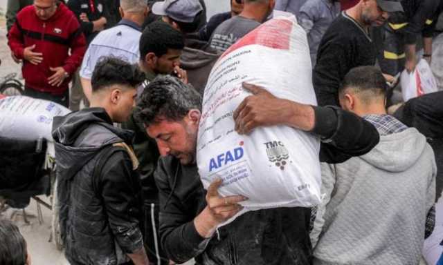 الأونروا تعلن نفاد إمداداتها من الطحين في غزة-