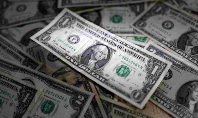 الدولار يكافح للحفاظ على مكاسب متواضعة مع بدء محادثات تجارية مع أمريكا