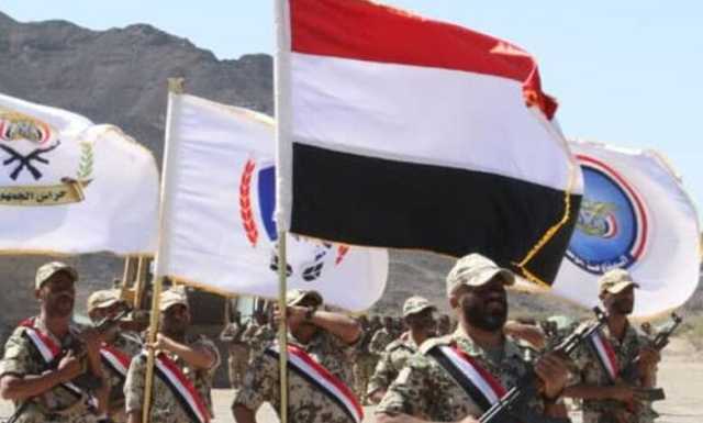 شكوى المخا.. شرارة انفجار أزمة القيادة في البيت الرئاسي اليمني وسط الانهيار الاقتصادي؟!