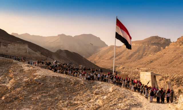 بين الحشد والتعبئة والانقياد: مدخل إلى سيكولوجيا الجماهير في اليمن